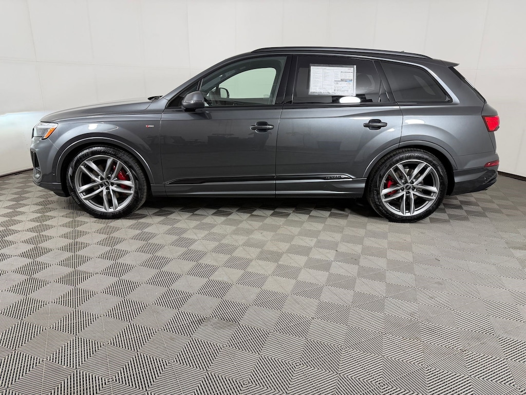 New 2026 Audi Q7 Prestige SUV
