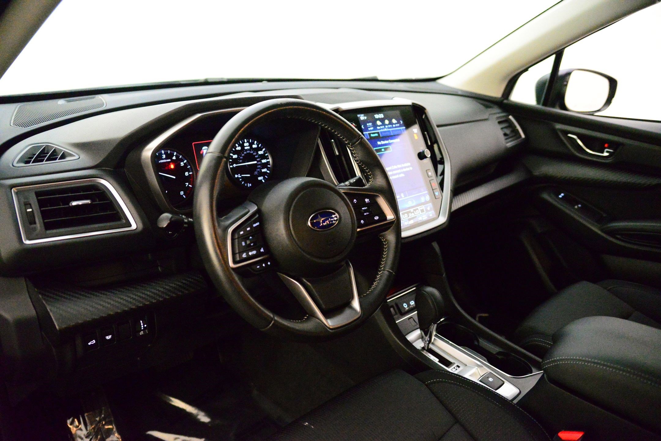 2024 Subaru Ascent Premium photo 3