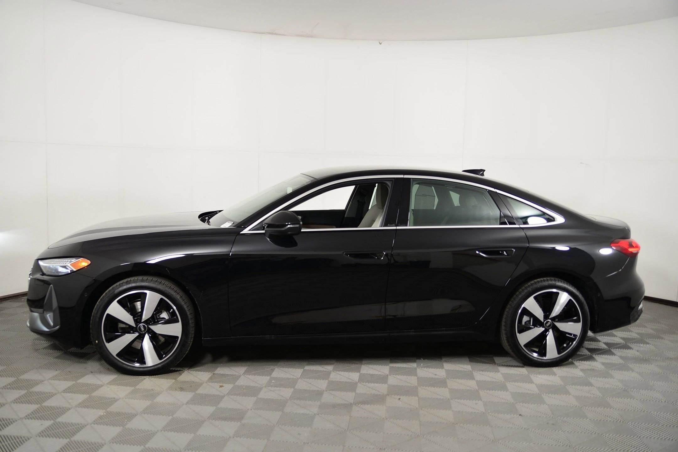 2025 Audi A5 Quattro Prestige photo 2