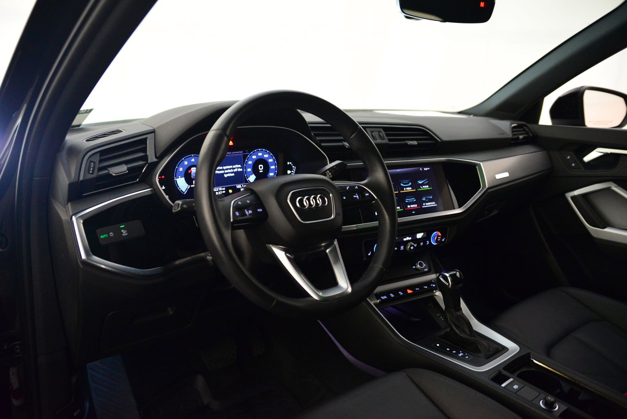 2021 Audi Q3 S line Premium Plus photo 3
