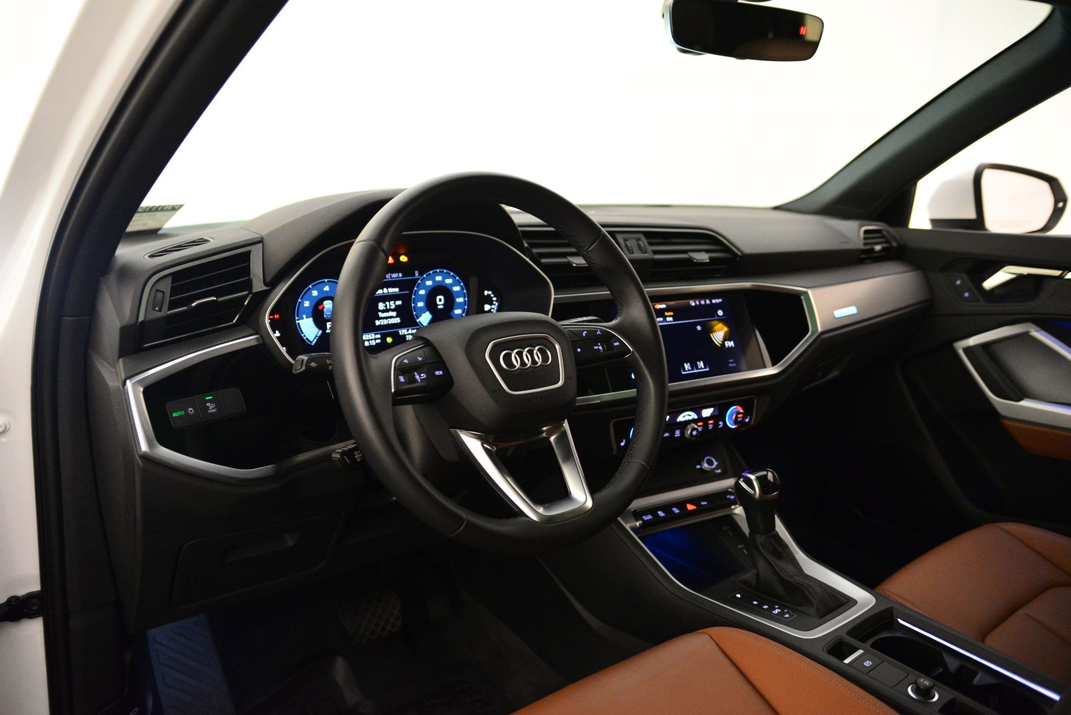 2022 Audi Q3 Premium Plus photo 3