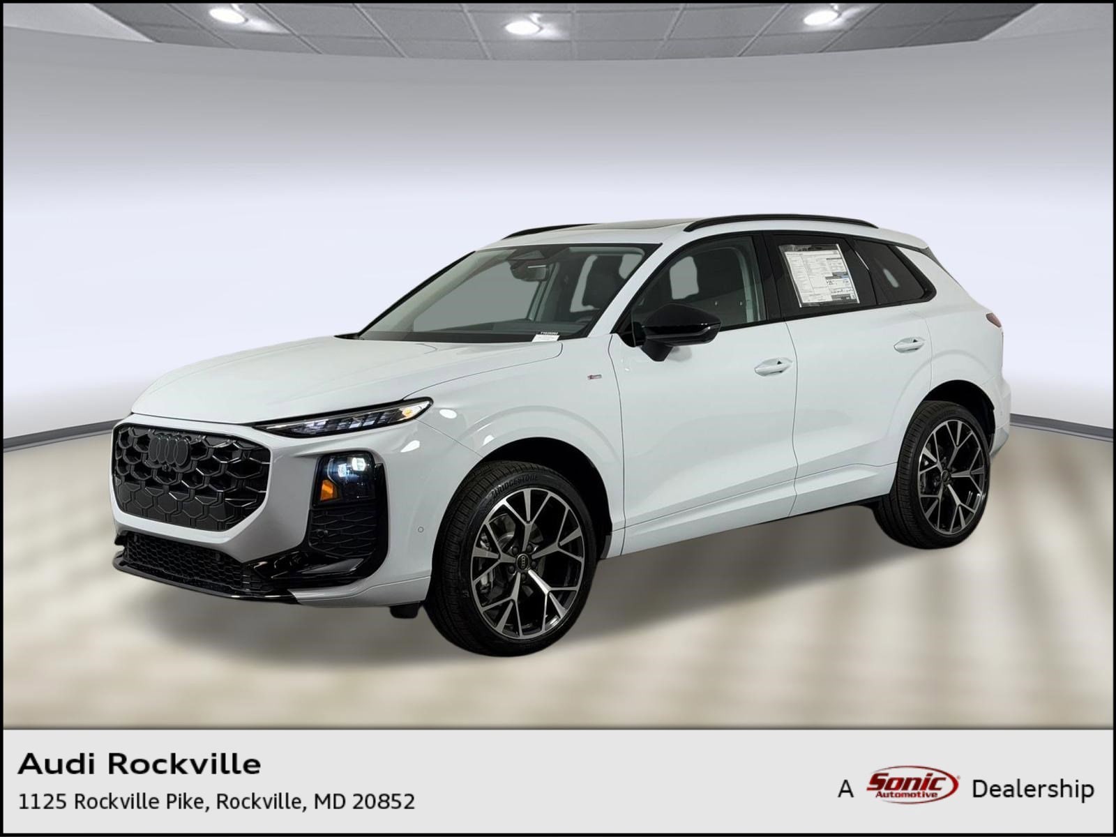 2026 Audi Q3 S line quattro's photo