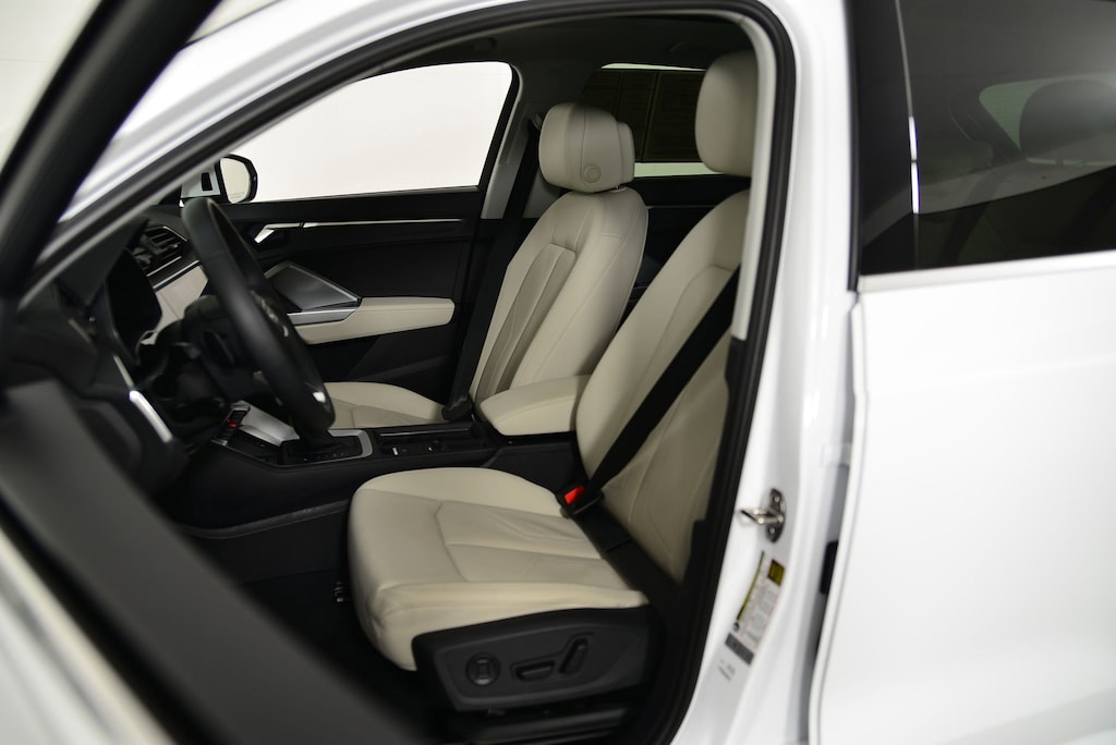 Certified 2025 Audi Q3 S line Premium SUV