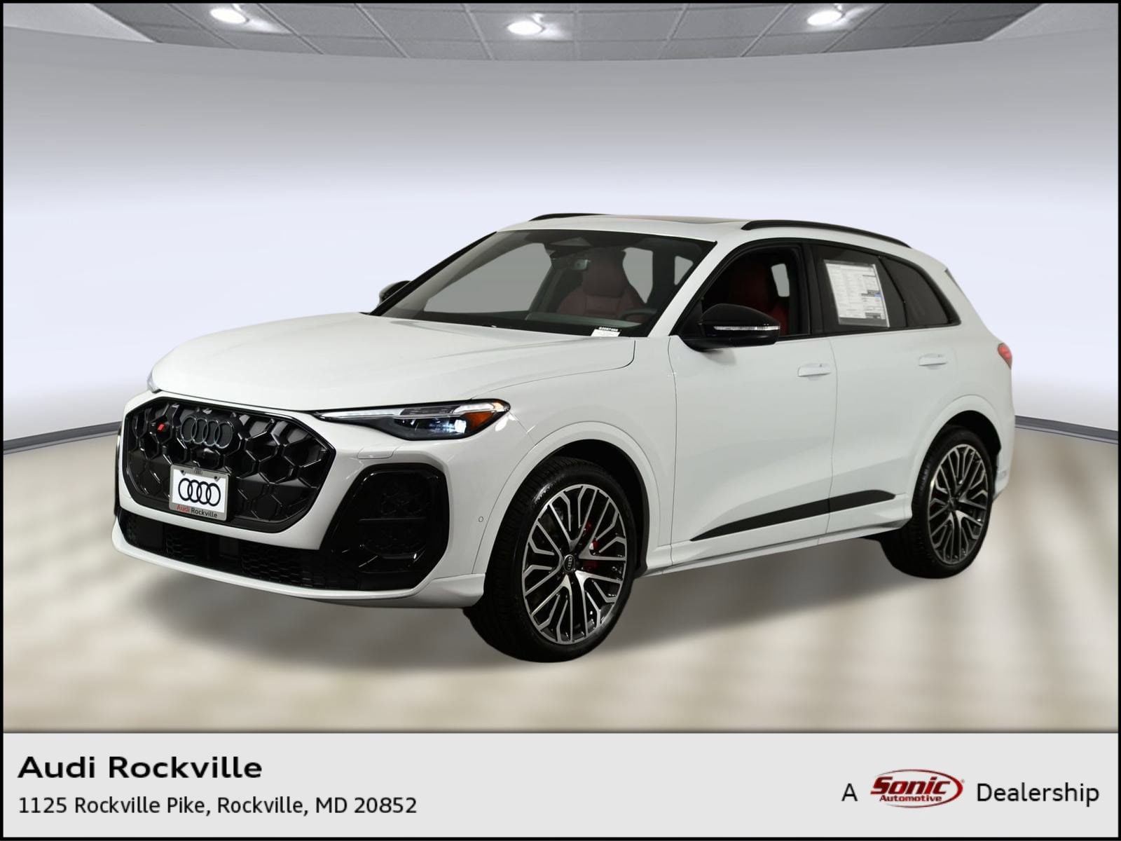 2025 Audi New SQ5 Premium Plus's photo