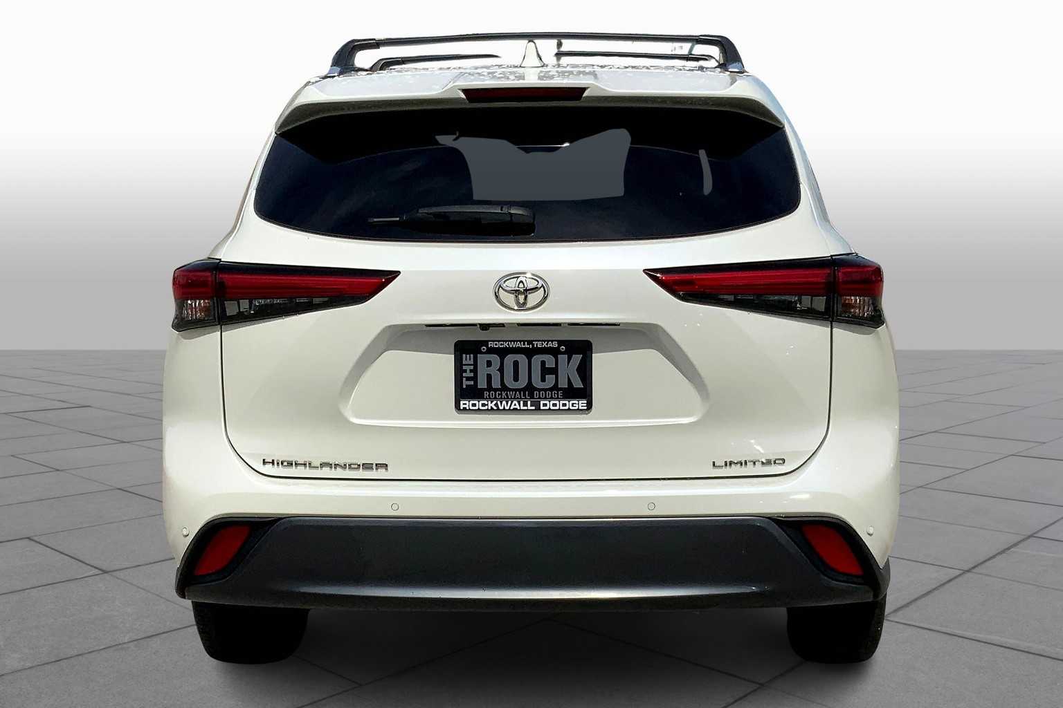 2021 Toyota Highlander Limited photo 4