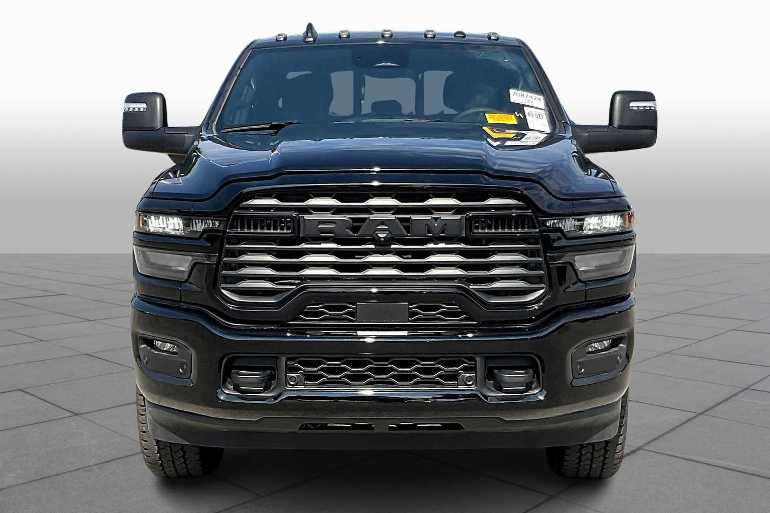 2025 Ram 2500 Big Horn photo 2