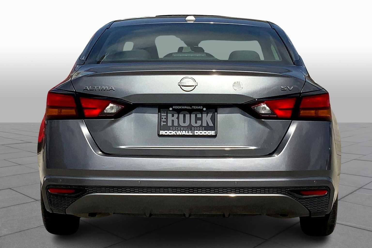 2023 Nissan Altima 2.5 SV photo 3