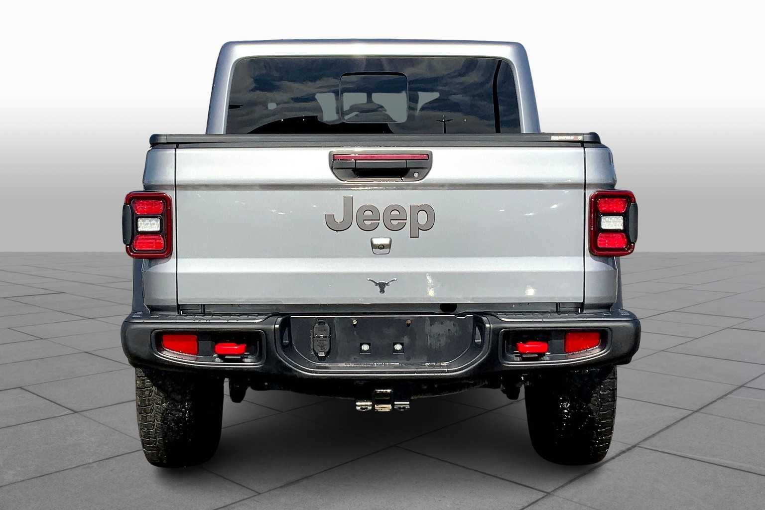 2021 Jeep Gladiator Rubicon photo 3
