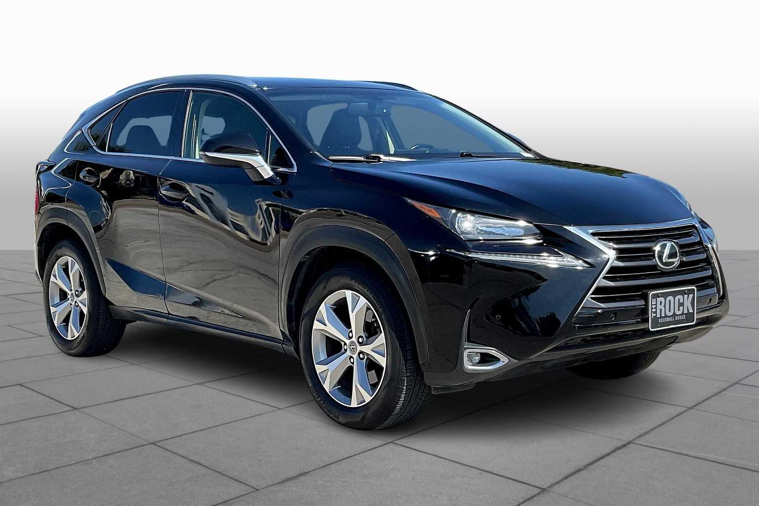 2017 Lexus NX 200t Luxury photo 2