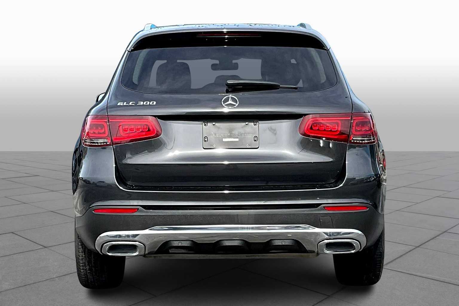 2020 Mercedes Benz GLC 300 photo 3