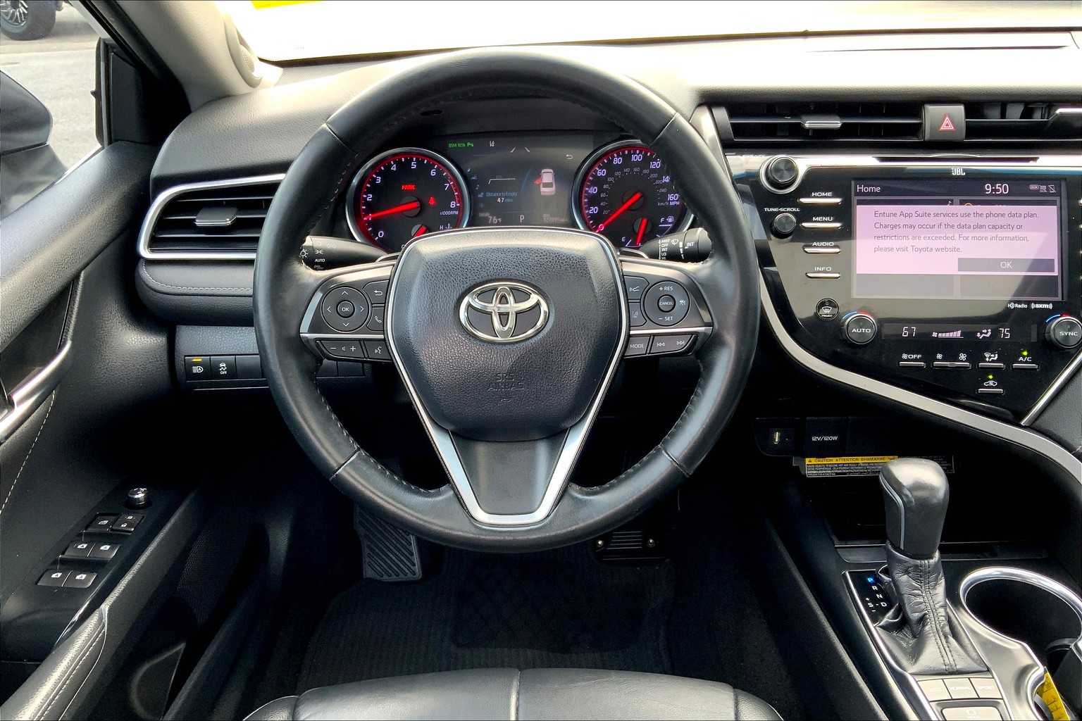 2018 Toyota Camry XSE V6 photo 4