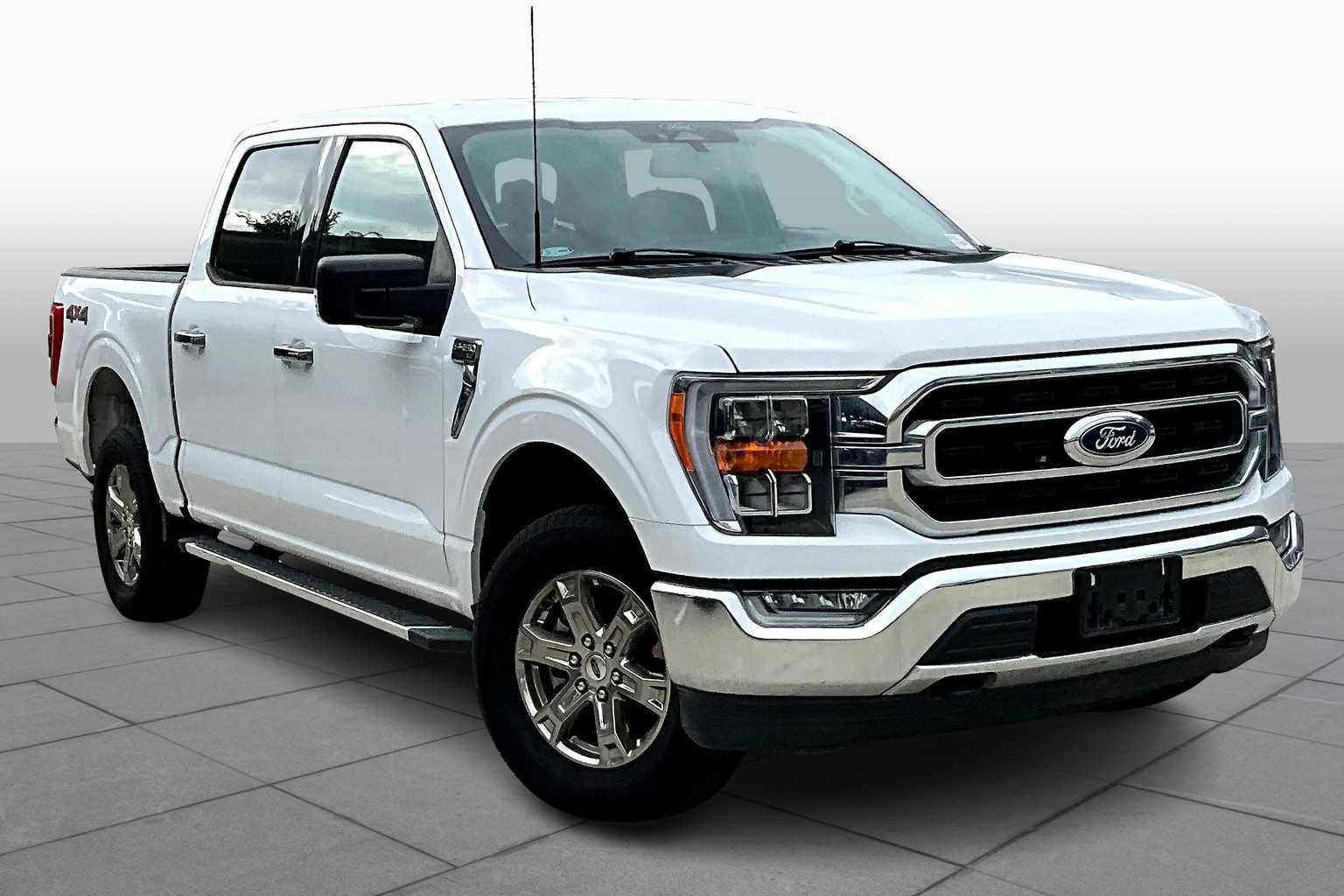 2022 Ford F-150 XLT photo 2