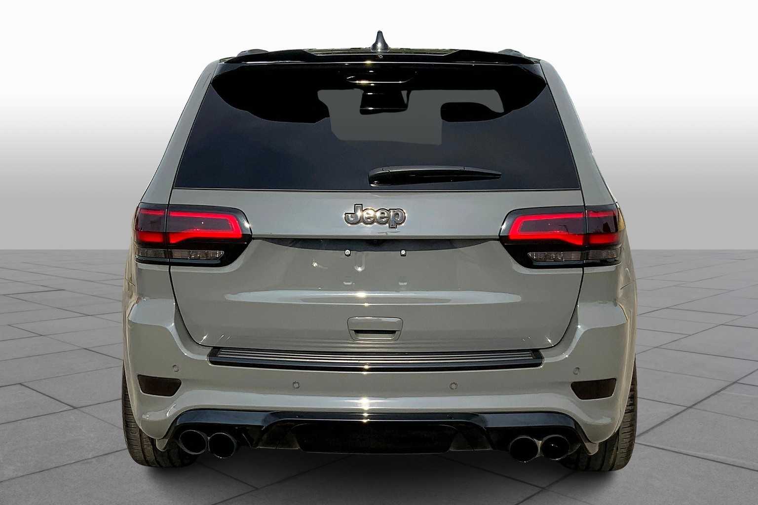 2020 Jeep Grand Cherokee Trackhawk photo 3