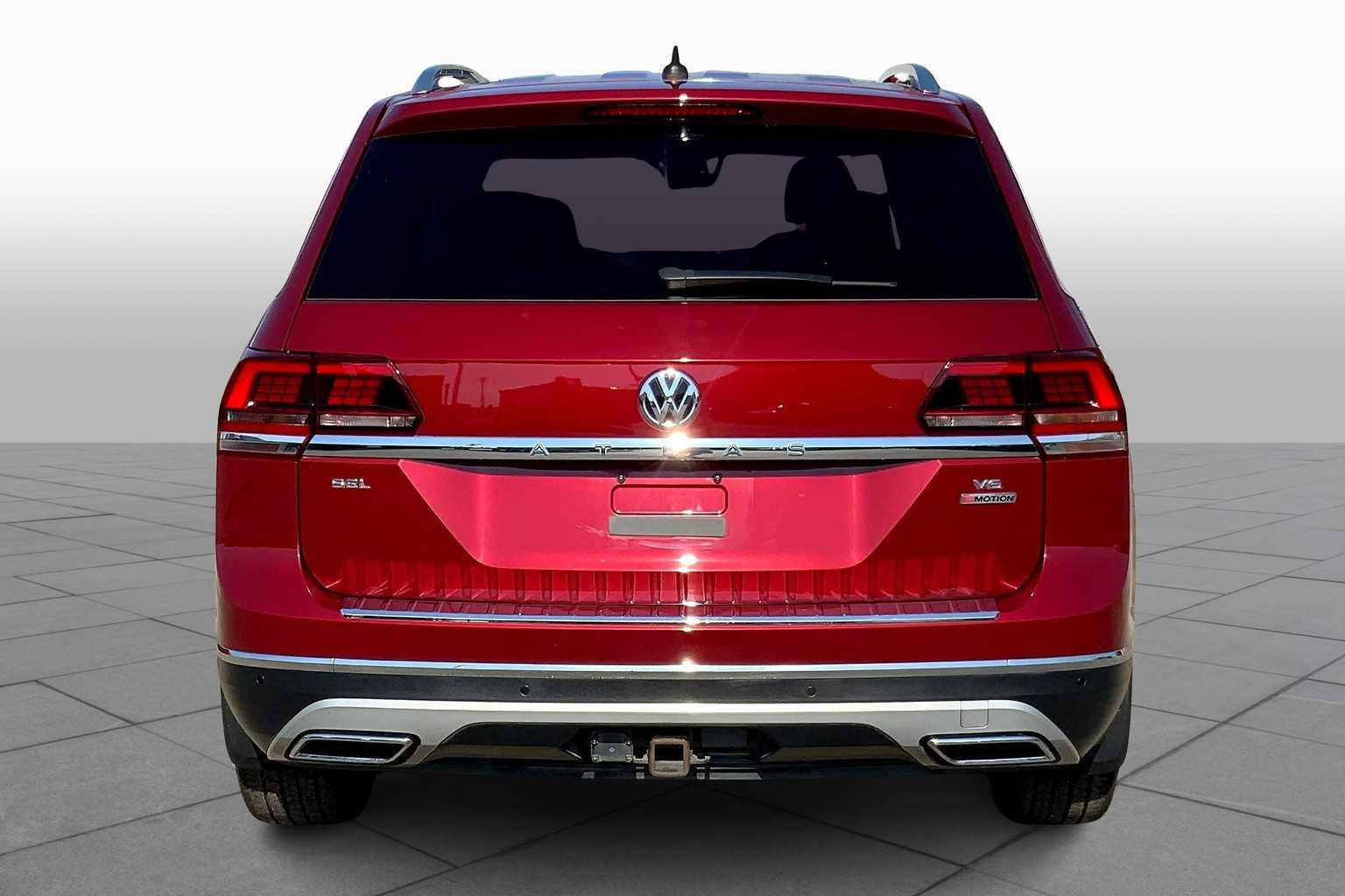 2018 Volkswagen Atlas V6 SEL Premium photo 3