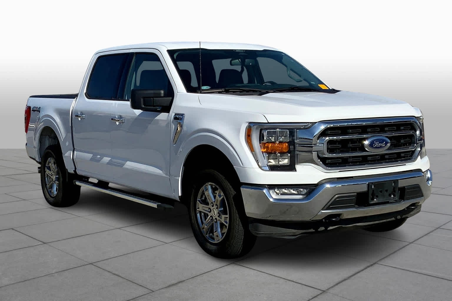 2022 Ford F-150 XLT photo 3