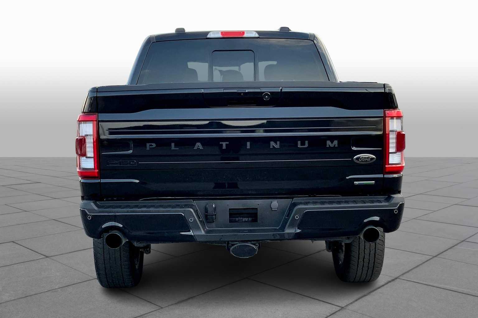 2023 Ford F-150 Platinum photo 3