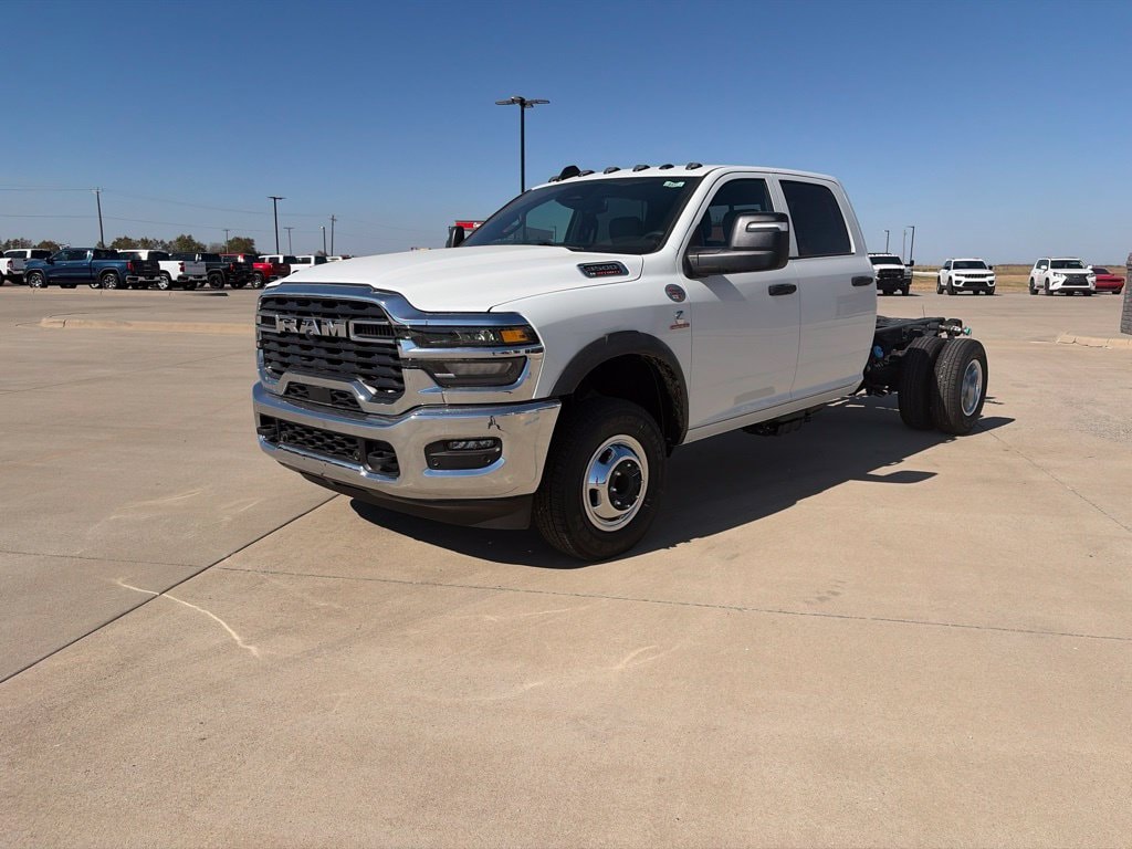 2026 RAM 3500 Chassis Tradesman - Photo 6