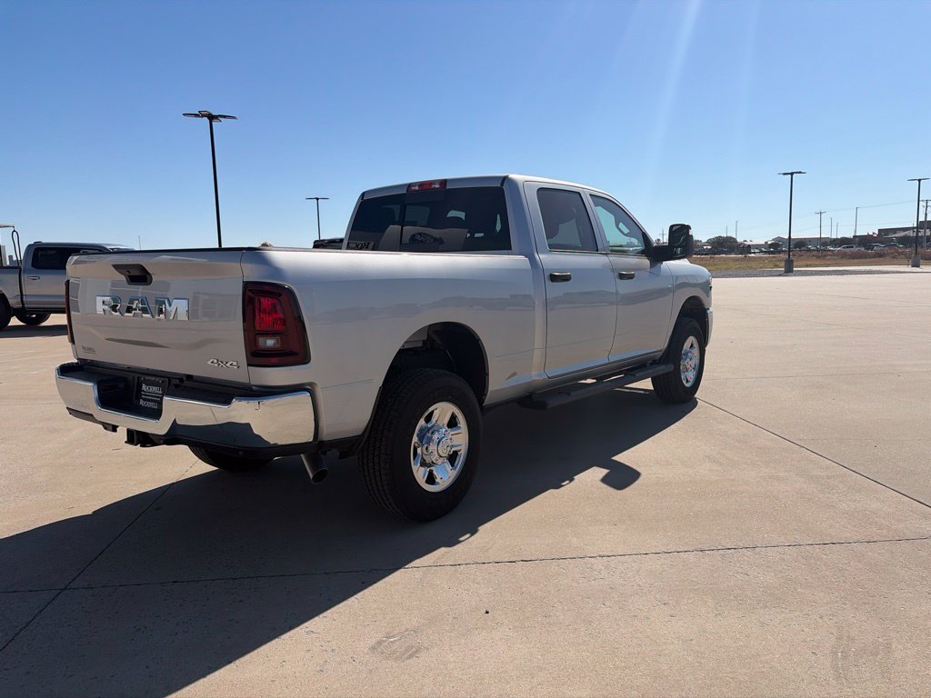 2026 RAM 2500 Tradesman - Photo 2