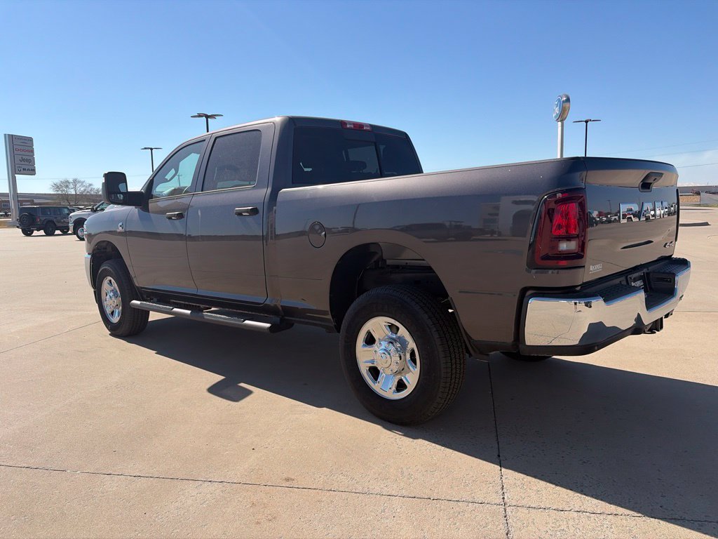 2026 RAM 2500 Tradesman - Photo 4