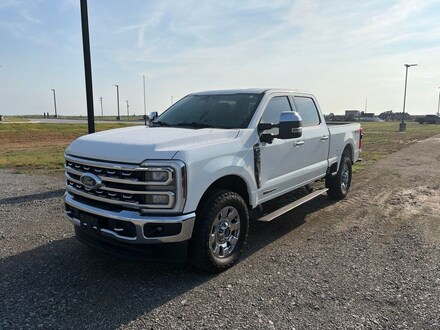 2024 Ford F-250SD Lariat Truck