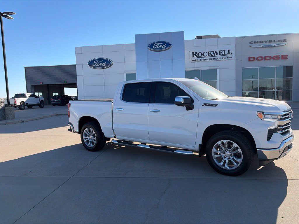 Used 2025 Chevrolet Silverado 1500 LTZ with VIN 1GCUKGEL0SZ124694 for sale in Little Rock