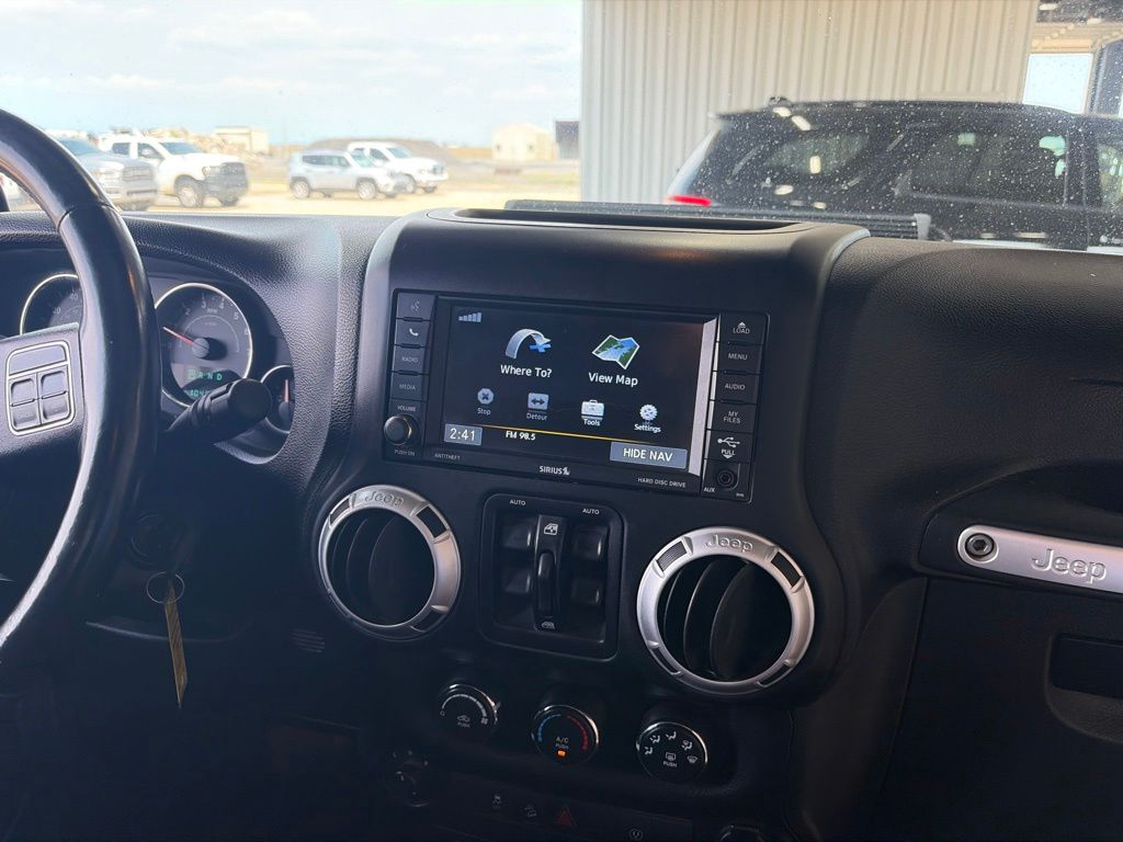 2014 Jeep Wrangler Unlimited Rubicon - Photo 18