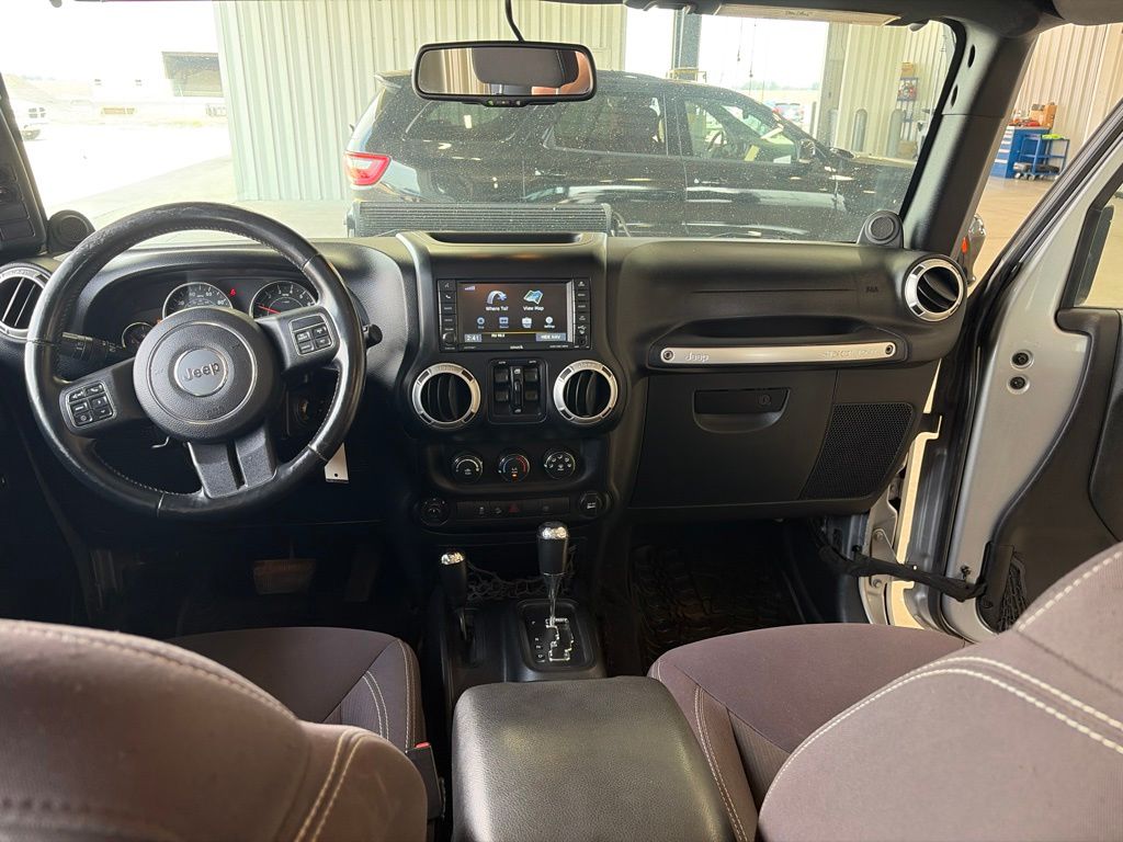 2014 Jeep Wrangler Unlimited Rubicon - Photo 13