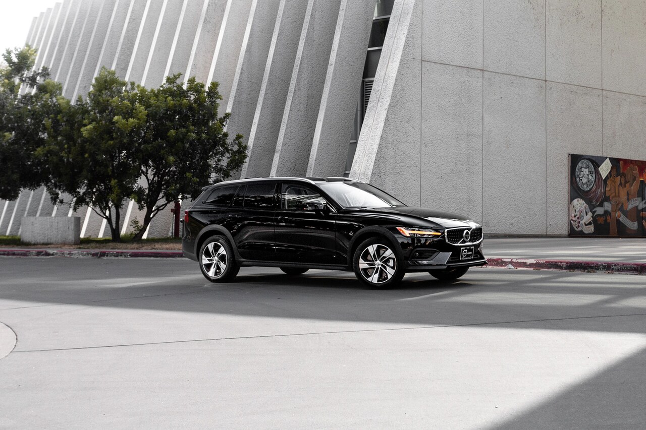 social media Volvo Cars of Austin