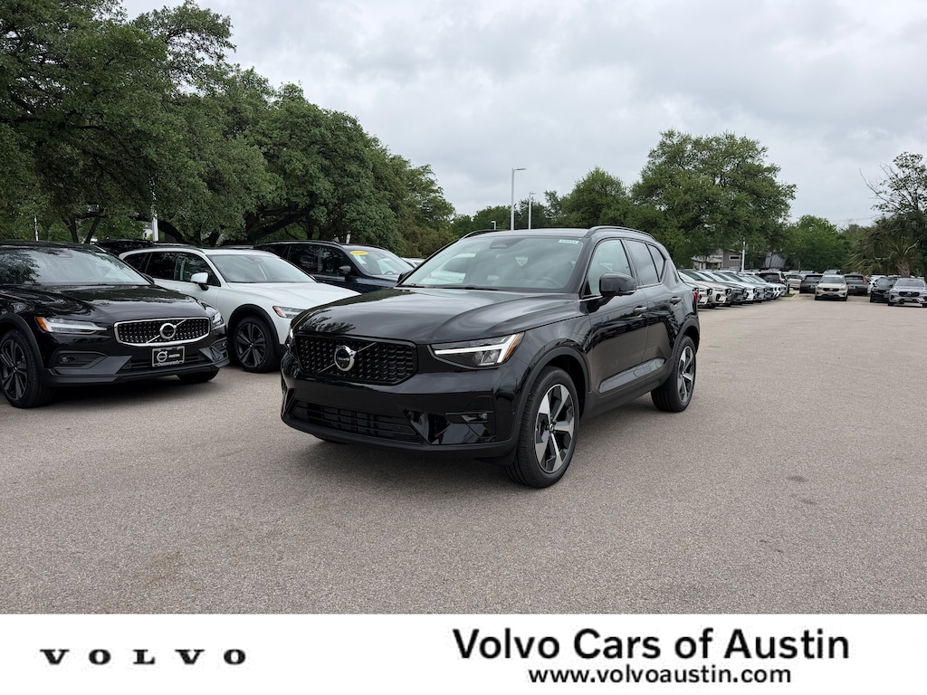 New 2026 Volvo XC40 B5 Plus SUV