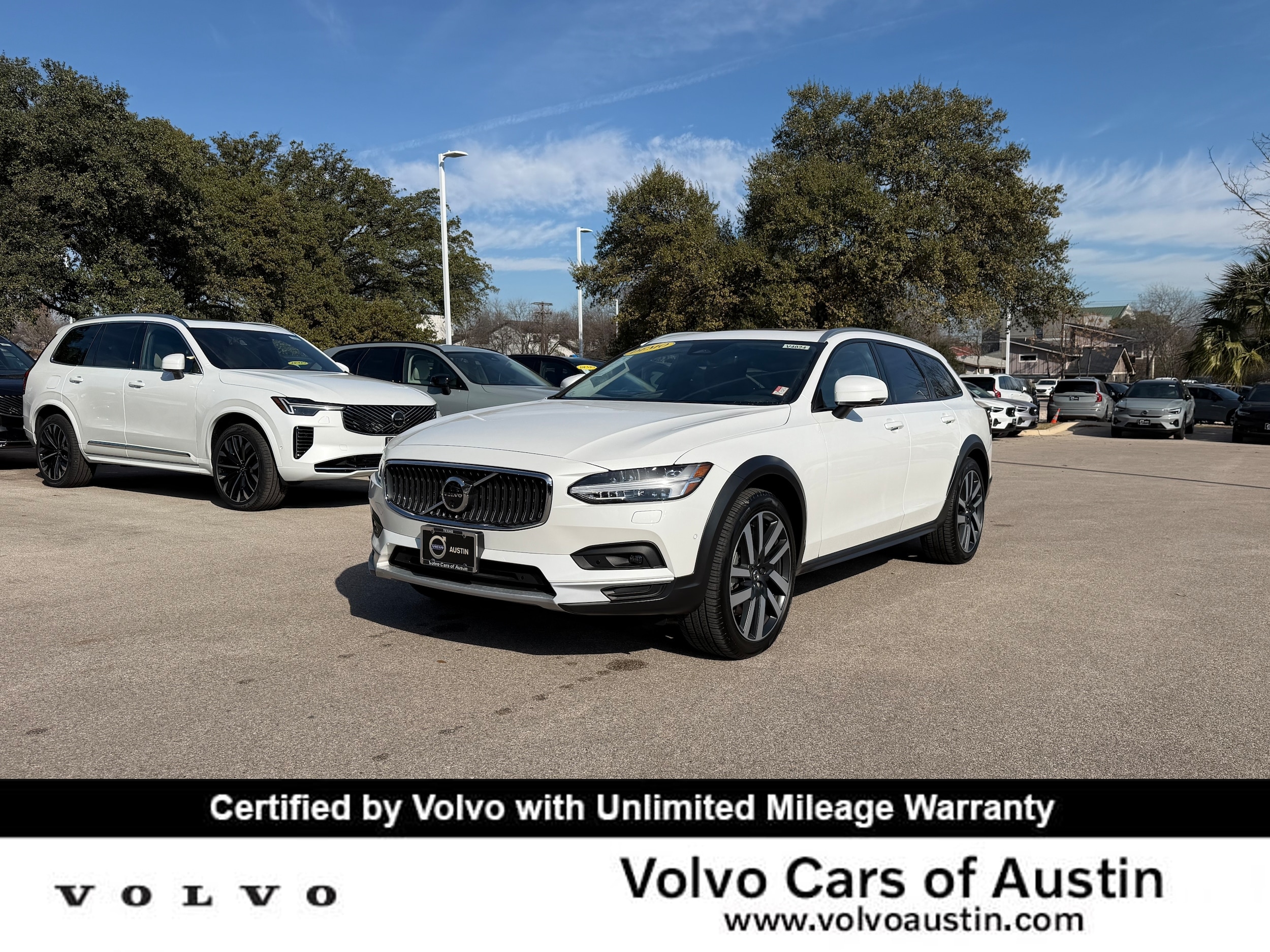 2025 Volvo V90 Cross Country B6 Plus AWD