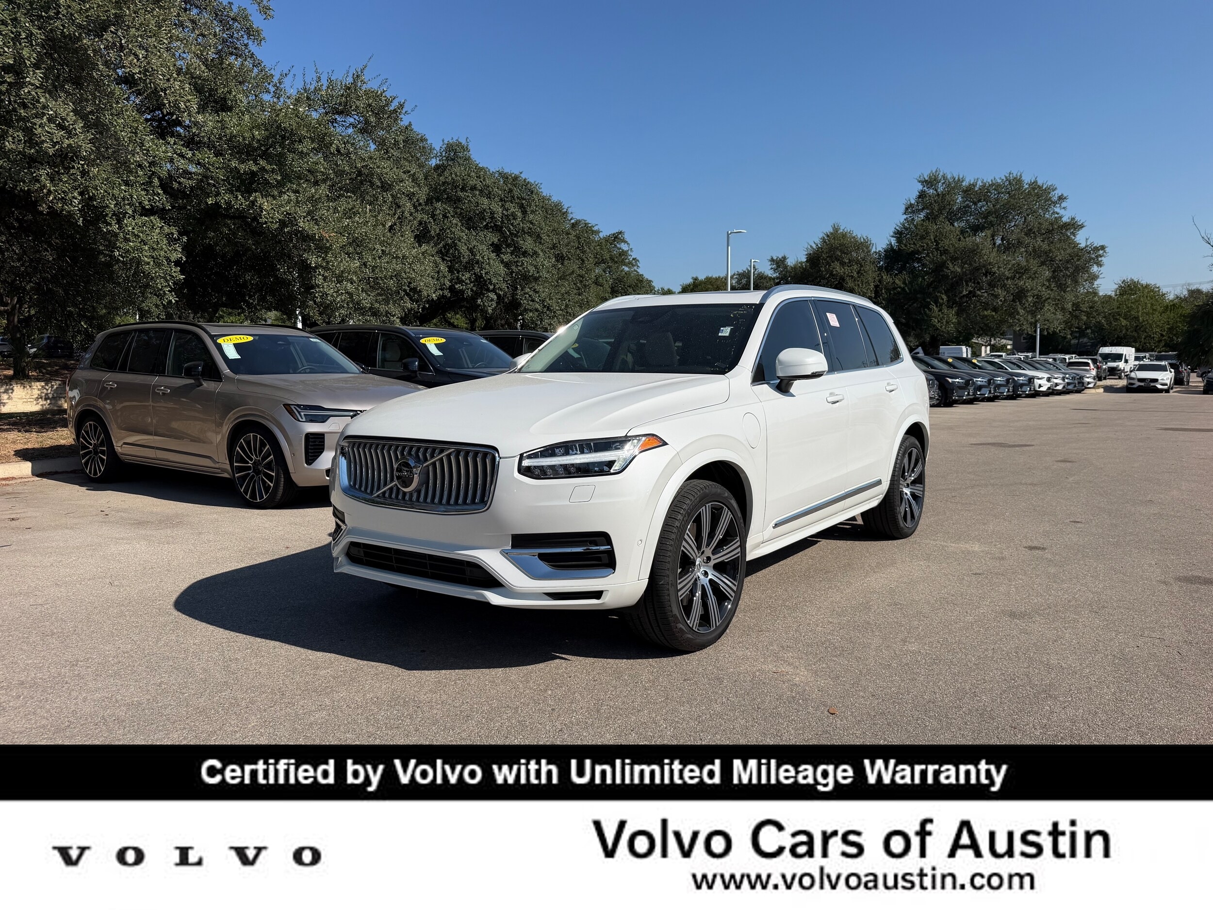 Crystal White 2025 Volvo XC90 SUV / Crossover All-Wheel Drive 8-Speed Automatic