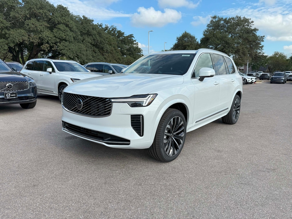 New 2026 Volvo XC90 B5 Core SUV