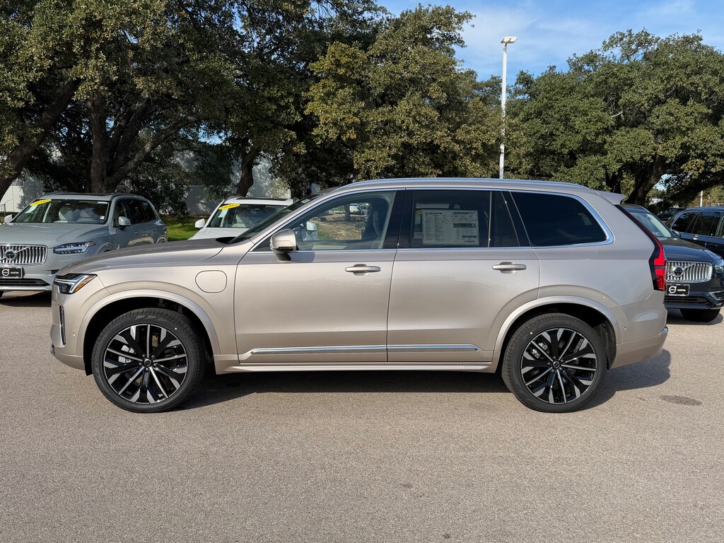 New 2026 Volvo XC90 plug-in hybrid T8 Plus 7-Seater SUV