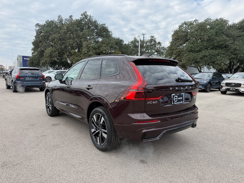New 2026 Volvo XC60 B5 Core SUV