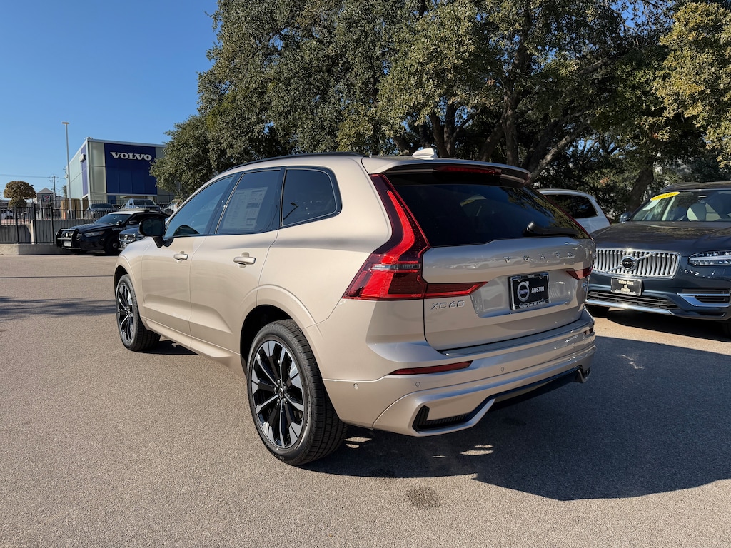 New 2026 Volvo XC60 B5 Plus SUV