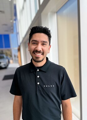 Staff member Aaron Leal from 0c4c34fbf809