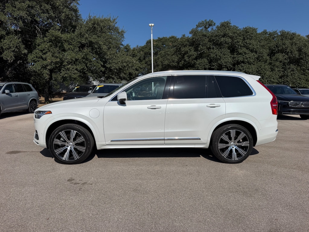 Certified 2025 Volvo XC90 plug-in hybrid T8 Plus 7-Seater SUV