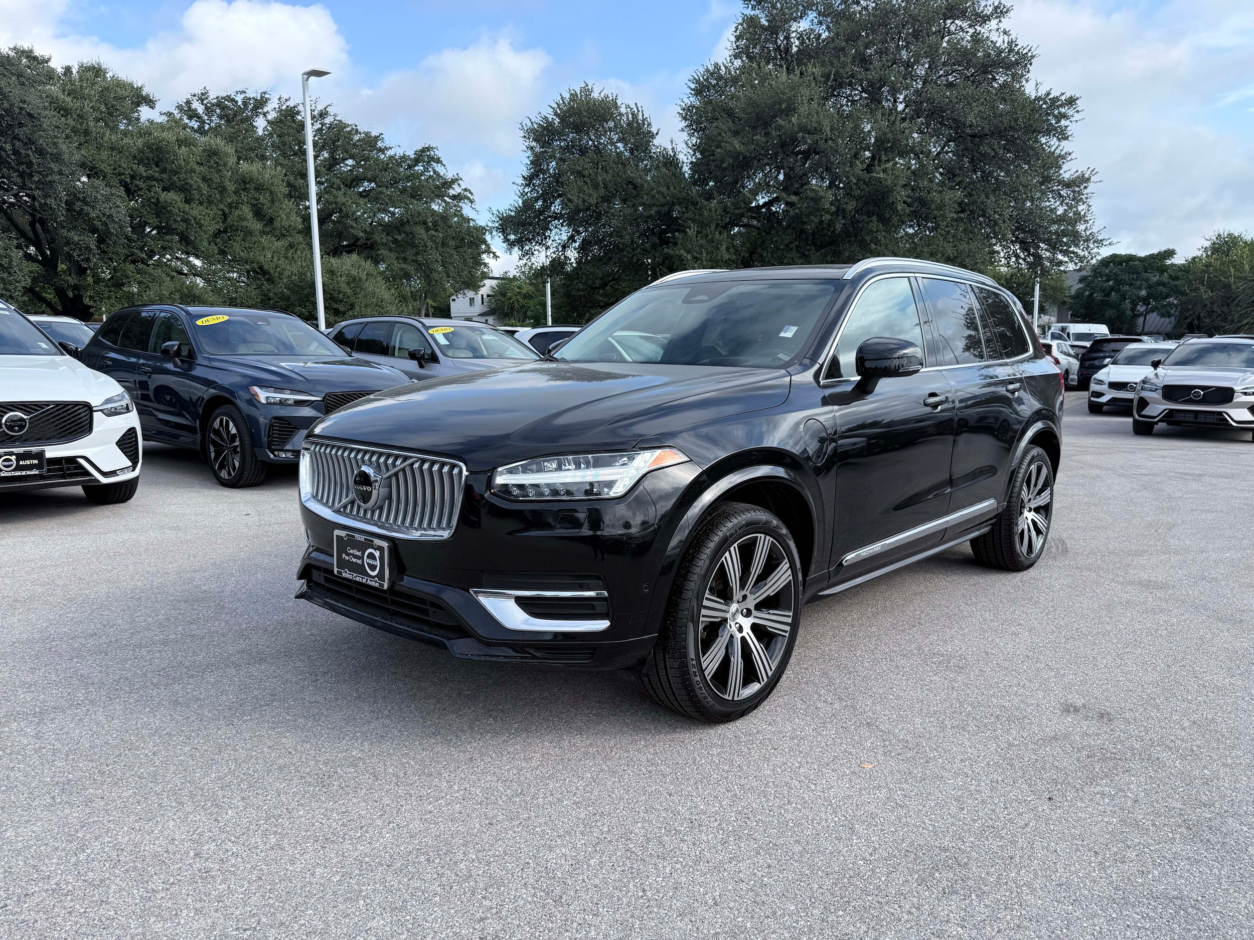 YV4H60LF9R1200574