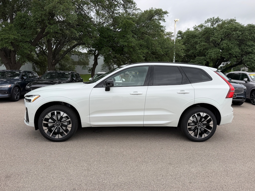 New 2026 Volvo XC60 B5 Plus SUV