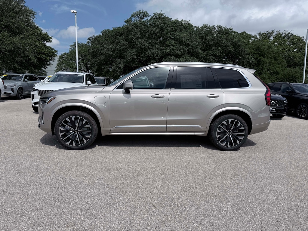 New 2026 Volvo XC90 plug-in hybrid T8 Plus 7-Seater SUV