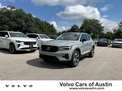 2026 Volvo XC40