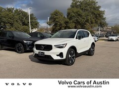 2026 Volvo XC40