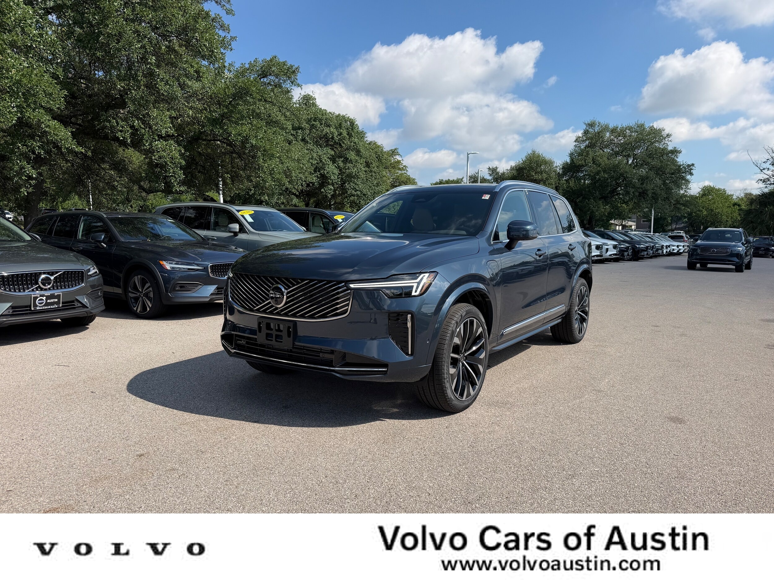 2026 Volvo XC90 T8 Recharge Plus Bright 6-Seater 4WD's photo