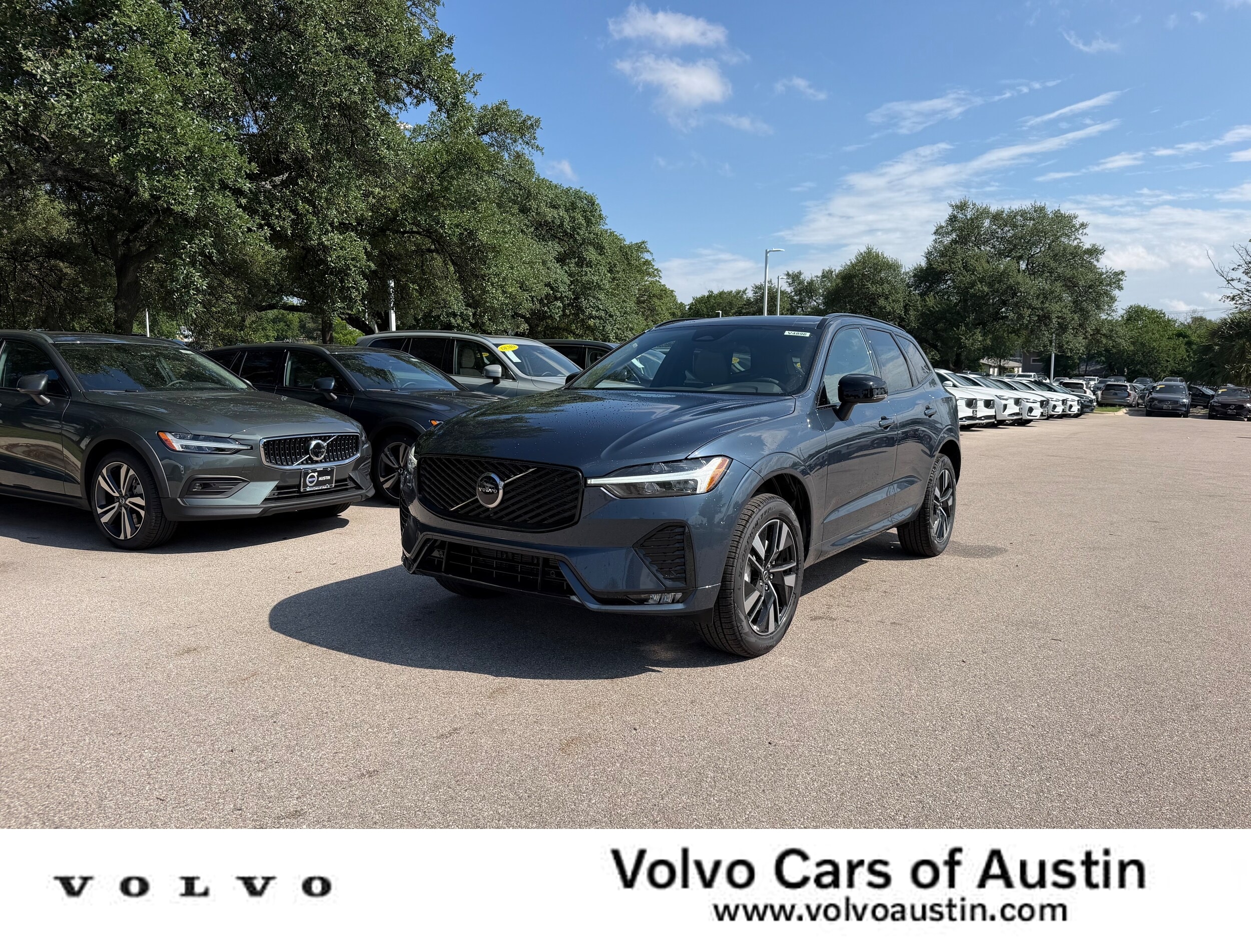 2026 Volvo XC60 B5 Core SUV