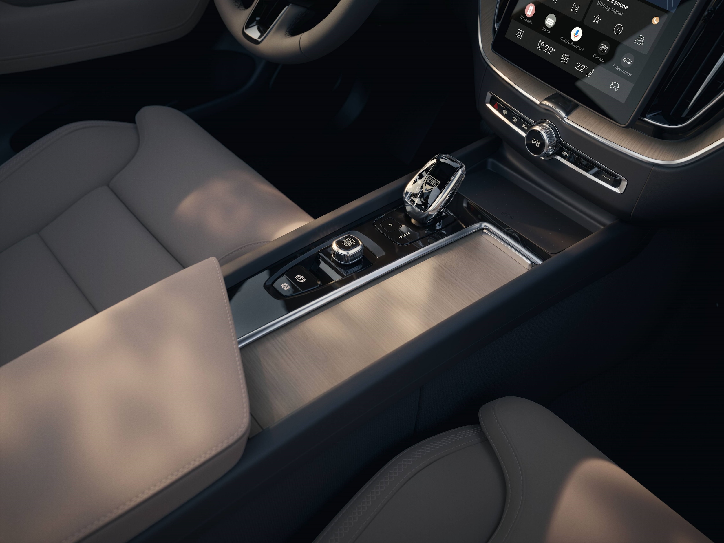 340828_Refreshed_Volvo_XC60_interior.jpg