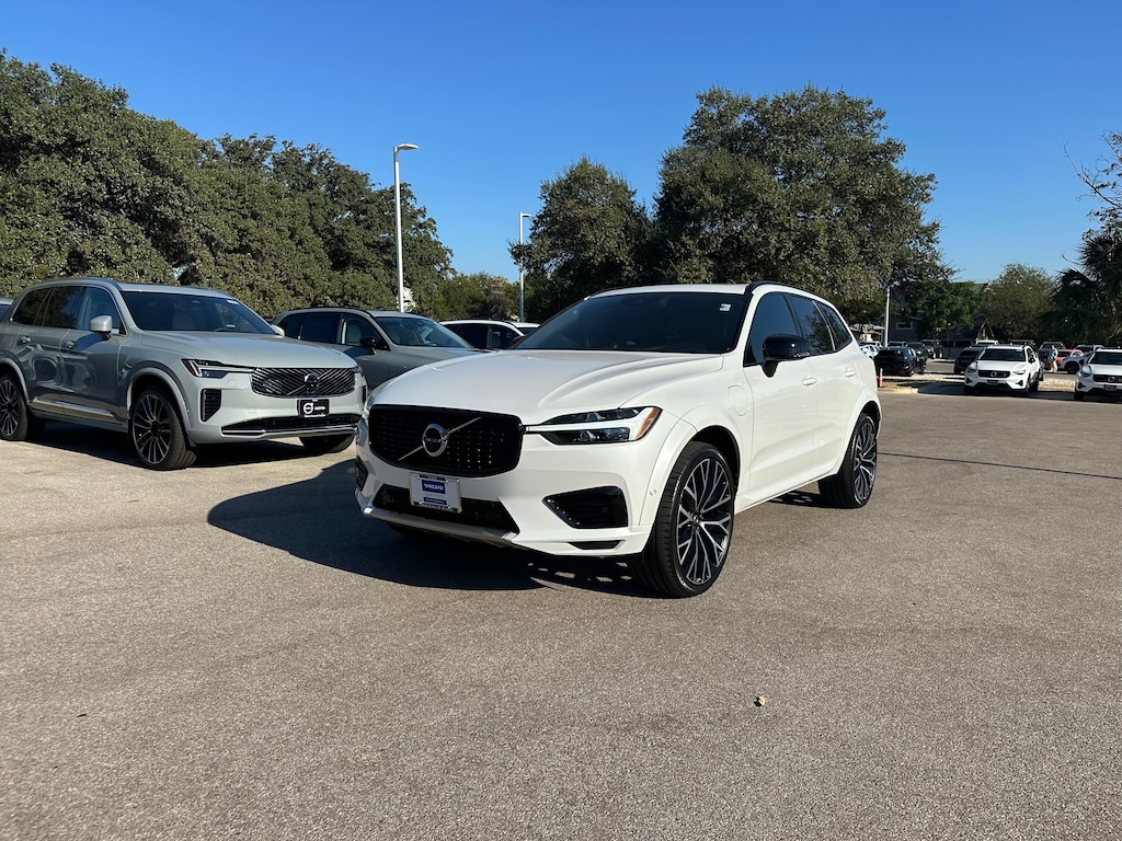 Used 2021 Volvo XC60 Recharge Plug-In Hybrid T8 R-Design SUV