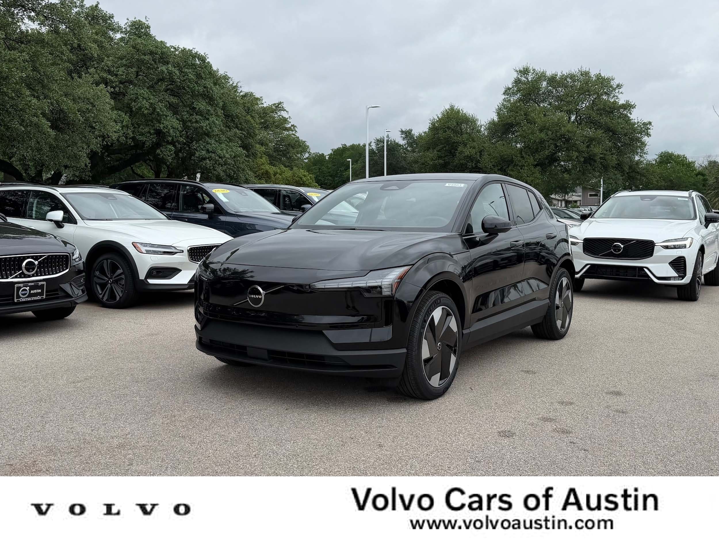 2026 Volvo EX30 Single Motor Plus's photo