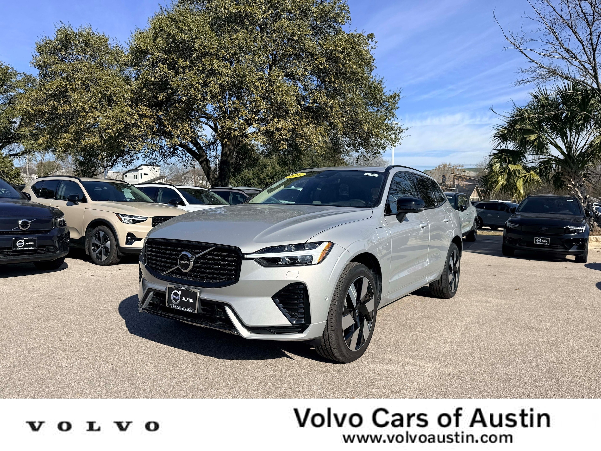 2024 Volvo XC60 Plus