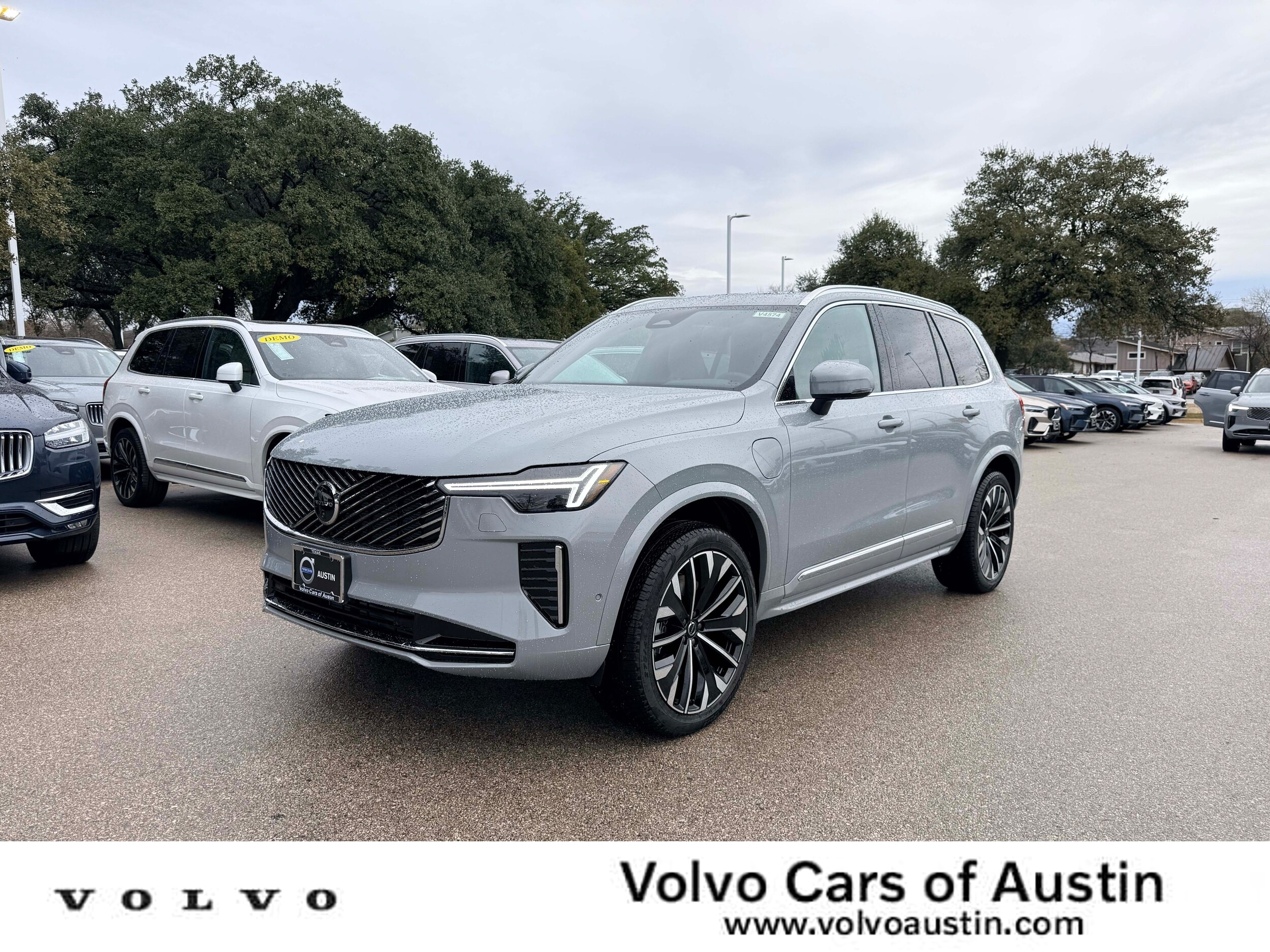 2026 Volvo XC90 Plus's photo