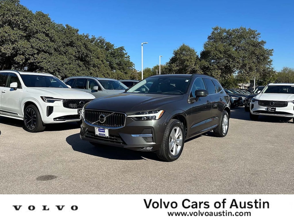 Used 2022 Volvo XC60 B5 Momentum SUV